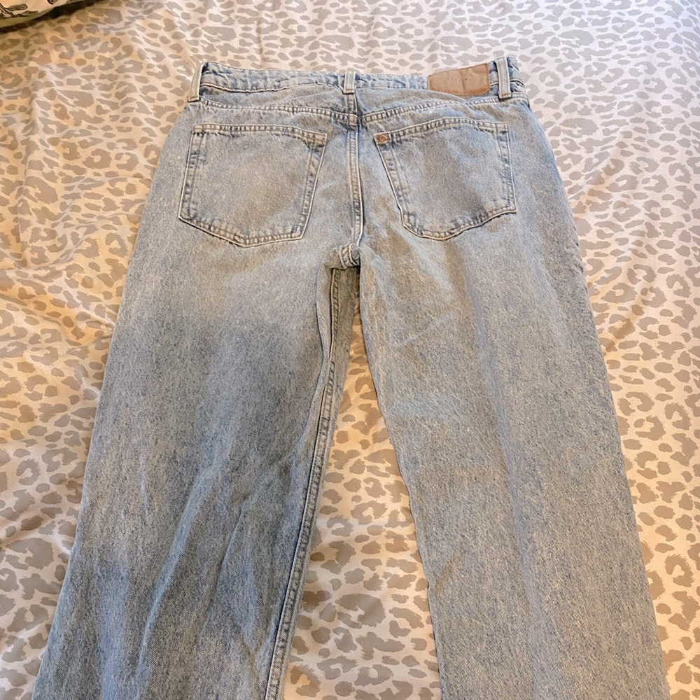 H&M 90’s Boyfriend High Waist Jeans
